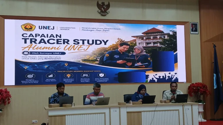 Kepala Tim Kerja (Katimja) Perencanaan, Kerja Sama, dan Layanan Informasi (PKLI) di Universitas Jember (UNEJ), Novan Aulia Rohman, S.Kom., MM., menggambarkan program ini sebagai usaha menghubungkan alumni, mengukur dampak, membangun masa depan.
